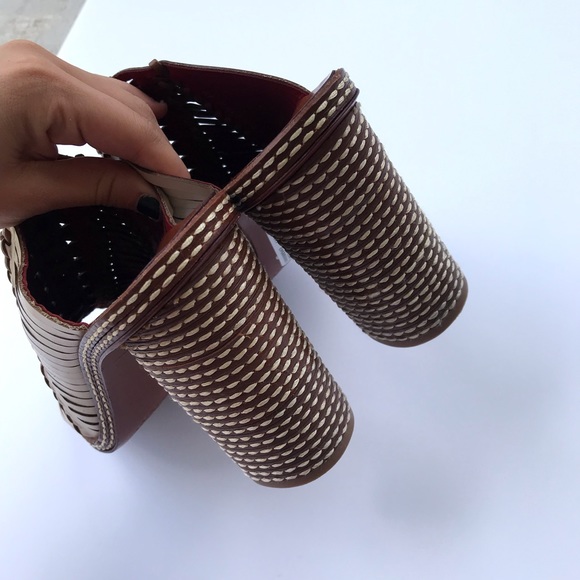 Tory Burch RARE weaves heel open toe mules - Picture 4 of 5